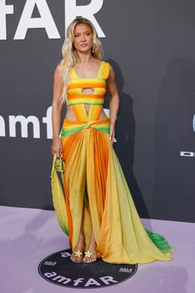 Cannes amfAR Gala Cannes 2026 MP CAP D ANTIBES, FRANCE - MAY 21: Zara Larsson attends the amfAR Gala Cannes 2026 presented by Chopard at Hotel du Cap-Eden-Roc on May 21, 2026 in Cap d Antibes, France. Photo by Marco Piovanotto Abacapress.com Antibes France  Copyright: xPiovanottoxMarco ABACAx