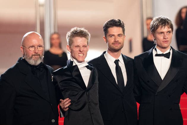 Cannes Coward Red Carpet LZ Emmanuel Macchia, Lukas Dhont and Valentin Campagne attending the red carpet of Coward during the 79th Cannes International Film Festival in Cannes, France on May 21, 2026, the film selected in the Official Competition. Photo by Laurent Zabulon ABACAPRESS.COM  Copyright: xZabulonxLaurentx