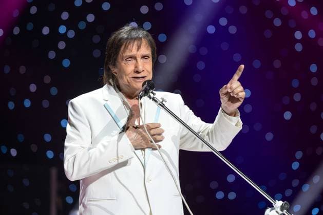 Brazilian singer Roberto Carlos during a performance at Radio City Music Hall in New York Brazilian singer Roberto Carlos during a performance at Radio City Music Hall in New York, United States, this Thursday, May 21, 2026. NEW YORK NY UNITED STATES Copyright: xVANESSAxCARVALHOx