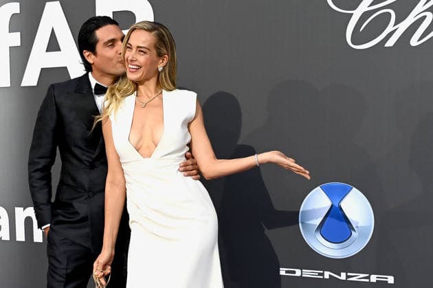 Cannes Amfar 2026 photocall FC Benjamin Larretche and Petra Nemcova attends the amfAR Gala Cannes 2026 presented by Chopard at Hotel du Cap-Eden-Roc on May 21, 2026 in Cap d Antibes, France. Photo by Franck Castel ABACAPRESS.COM Cannes  Copyright: xCastelxFranck ABACAx