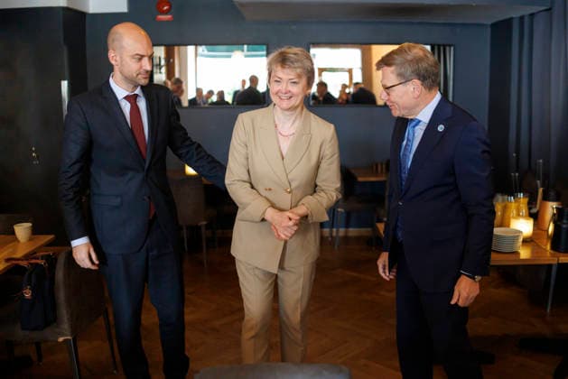 Johann Wadephul (CDU), Bundesaussenminister, beim NATO-Aussenministertreffen in Helsingborg. Hier mit der Aussenministerin von Grossbritannien, Yvette Cooper, und den Aussenminister von Frankreich, Jean-Noel Barrot,.(L) 22.05.2026. Fotografiert im Auftrag des Auswaertigen Amtes Helsingborg Schweden *** Johann Wadephul CDU , Federal Foreign Minister, at the NATO Foreign Ministers Meeting in Helsingborg Here with the Foreign Minister of Great Britain, Yvette Cooper, and the Foreign Minister of France, Jean Noel Barrot, L 22 05 2026 Photographed on behalf of the Federal Foreign Office Helsingborg Sweden Copyright: xThomasxImo AAx