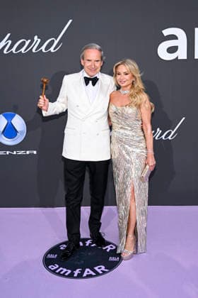 79th Cannes Film Festival amfAR red carpet - part 1 Eden Roc Hotel - Cap d™Antibes, France Simon de Pury;Carol Asscher 79th Cannes Film Festival amfAR red carpet - part 1 Eden Roc Hotel - Cap d™Antibes, France 21st May 2026 SGPItalia id 134688_119 *Not Exclusive  Copyright: xALFONSOxCATALANO SGPITALIAx