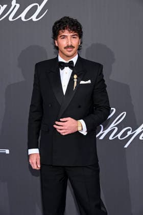 79th Cannes Film Festival amfAR red carpet - part 2 Eden Roc Hotel - Cap d™Antibes, France Mickael Dahan 79th Cannes Film Festival amfAR red carpet - part 2 Eden Roc Hotel - Cap d™Antibes, France 21st May 2026 SGPItalia id 134688_120 *Not Exclusive  Copyright: xALFONSOxCATALANO SGPITALIAx