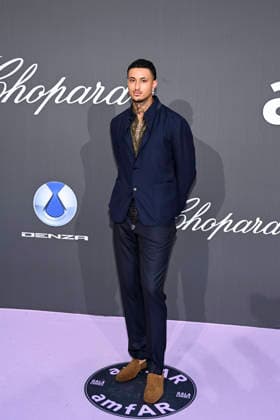 79th Cannes Film Festival amfAR red carpet - part 2 Eden Roc Hotel - Cap d™Antibes, France Kyle Kuzma 79th Cannes Film Festival amfAR red carpet - part 2 Eden Roc Hotel - Cap d™Antibes, France 21st May 2026 SGPItalia id 134688_120 *Not Exclusive  Copyright: xALFONSOxCATALANO SGPITALIAx