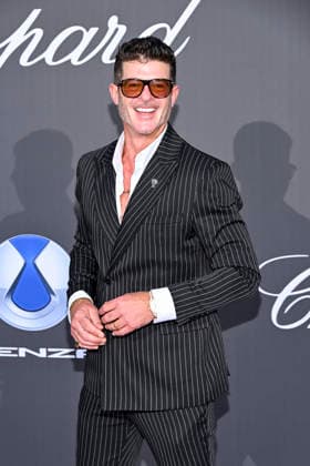 79th Cannes Film Festival amfAR red carpet - part 2 Eden Roc Hotel - Cap d™Antibes, France Robin Thicke 79th Cannes Film Festival amfAR red carpet - part 2 Eden Roc Hotel - Cap d™Antibes, France 21st May 2026 SGPItalia id 134688_120 *Not Exclusive  Copyright: xALFONSOxCATALANO SGPITALIAx