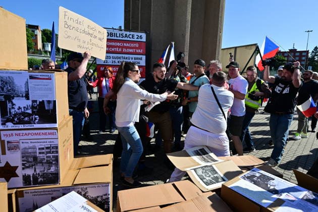 A manifestation happening Nema barikada (Dumb Barricade) to express opposition to the Sudeten German Congress in Brno, Czech Republic, on May 22, 2026. (CTKxPhoto VaclavxSalek) CTKPhotoP2026052201986  CTKPhotoP2026052201986