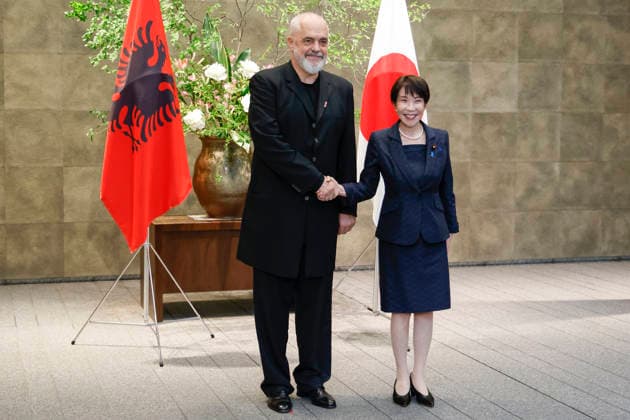 May 22, 2026, Tokyo, Japan: (L to R) Albanian Prime Minister Edi Rama meets with Japanese Prime Minister Sanae Takaichi at the prime minister s official residence in Tokyo. Prime Minister Rama is currently in Japan on an official working visit. Tokyo Japan - ZUMAm191 20260522_aap_m191_003 Copyright: xRodrigoxReyesxMarinx