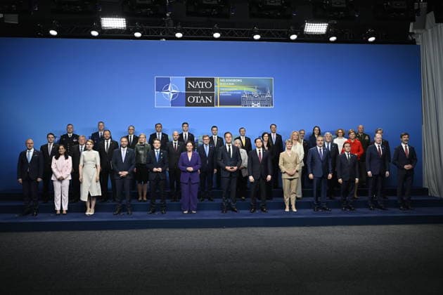 HELSINGBORG , SVERIGE 20260522 Nato:s generalsekreterare Mark Rutte, USA:s utrikesminister Marco Rubio och Sveriges utrikesminister Maria Malmer Stenergard vid fredagens familjefoto pa NATO:s utrikesministermöte pa Sea U i Helsingborg pa fredagen. HELSINGBORG SVERIGE x50090x *** HELSINGBORG, SWEDEN 20260522 NATO Secretary General Mark Rutte, US Secretary of State Marco Rubio and Swedish Foreign Minister Maria Malmer Stenergard at Fridays family photo at the NATO Foreign Ministers meeting at Sea U in Helsingborg on Friday HELSINGBORG SWEDEN x50090x  Copyright: xJohanxNilsson TTx NATOS UTRIKESMINISTERMÖTE HELSINGBORG JpodMHam9pk