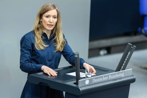 81. Sitzung des Deutschen Bundestages am 22.05.2026 im Plenarsaal des Reichstagsgebäudes in Berlin Dr. Ottilie Klein ( MdB Christlich Demokratische Union CDU ) *** 81 Session of the German Bundestag on 22 05 2026 in the plenary chamber of the Reichstag building in Berlin Dr Ottilie Klein MdB Christian Democratic Union CDU xJRx