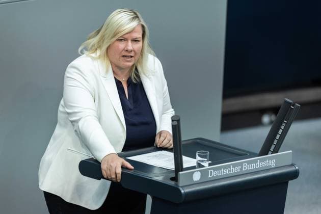 81. Sitzung des Deutschen Bundestages am 22.05.2026 im Plenarsaal des Reichstagsgebäudes in Berlin Marie-Lena Weiss ( MdB Christlich Demokratische Union CDU ) *** 81 Session of the German Bundestag on 22 05 2026 in the plenary chamber of the Reichstag building in Berlin Marie Lena Weiss MdB Christian Democratic Union CDU xJRx
