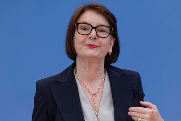 Immobilienbranche fordert Bau-Turbo II 2026-05-18 Deutschland, Berlin Bundespressekonferenz: Bau- und Immobilienbranche fordert Bau-Turbo II, um den Wohnungsmarkt zu beleben. Im Bild: Iris Schöberl, Präsidentin des Zentralen Immobilien Ausschusses (ZIA). *** Real estate industry calls for Bau Turbo II 2026 05 18 Germany, Berlin Federal Press Conference Construction and real estate industry calls for Bau Turbo II to revive the housing market In the picture Iris Schöberl, President of the German Property Federation ZIA