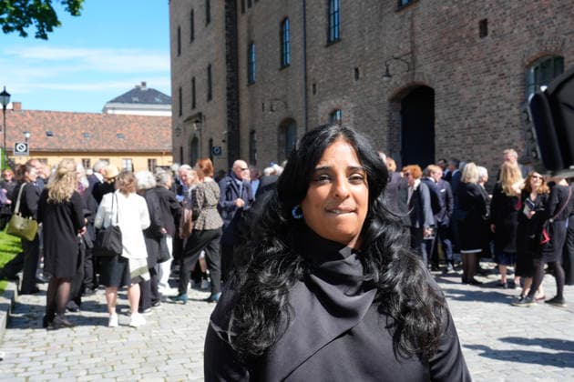 Anja Breien bisettes Oslo 20260522. Kulturminister Lubna Jaffery etter bisettelsen til filmregissor Anja Breien i Fanehallen pa Akershus festning i Oslo fredag. Foto: Terje Pedersen NTB Oslo Norge Eod2QY4kMZ4 EDITORIAL USE ONLY Ref:_ENT_POLEod2QY4kMZ4.jpg *** Anja Breiens funeral Oslo 20260522 Minister of Culture Lubna Jaffery after the funeral of film director Anja Breien in Fanehallen at Akershus Fortress in Oslo on Friday Photo Terje Pedersen NTB Oslo Norway Eod2QY4kMZ4 EDITORIAL USE ONLY Ref ENT POLEod2QY4kMZ4 jpg  Copyright: xTerjexPedersenx xNTBx