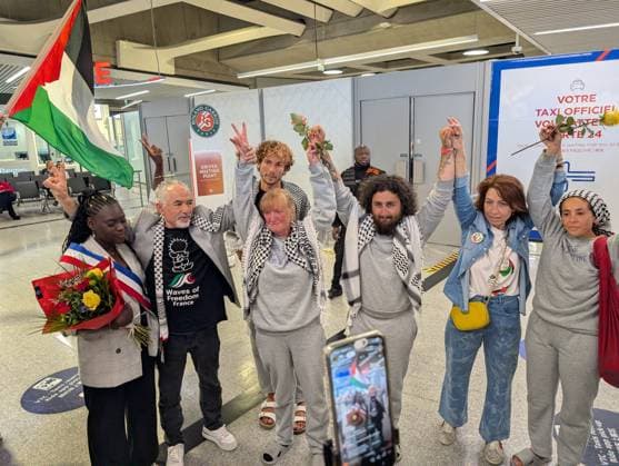 Protesters welcome returned Global Sumud Flotilla activists at Paris airport PARIS, FRANCE - MAY 22: Protesters welcome the Global Sumud Flotilla’s repatriated activists at the Roissy Charles de Gaulle Airport in Paris, France on May 22, 2026. Luc Auffret Anadolu Paris France. Editorial use only. Please get in touch for any other usage.  Copyright: x2026xAnadoluxLucxAuffretx