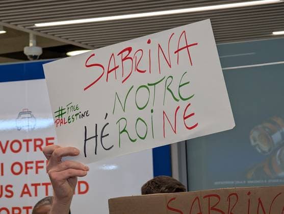 Protesters welcome returned Global Sumud Flotilla activists at Paris airport PARIS, FRANCE - MAY 22: Protesters welcome the Global Sumud Flotilla’s repatriated activists at the Roissy Charles de Gaulle Airport in Paris, France on May 22, 2026. Luc Auffret Anadolu Paris France. Editorial use only. Please get in touch for any other usage.  Copyright: x2026xAnadoluxLucxAuffretx