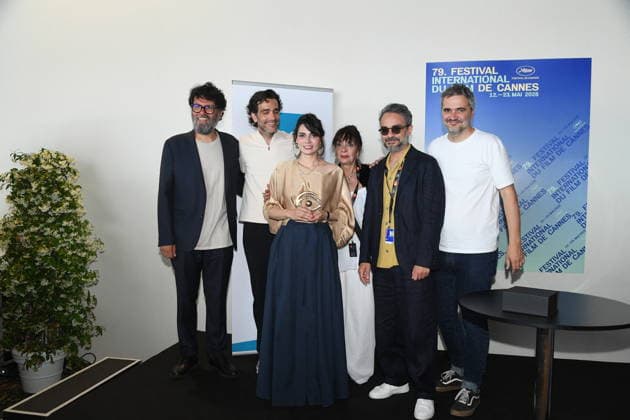 The 11th Golden Eye was awarded to the Iranian film Rehearsals for a revolution by Pegah Ahangarani, on the sidelines of the 79th Cannes International Film Festival, May 22, 2026 The 11th Golden Eye jury was chaired by M Chernov and comprised TJackson, G Pailhas, L Soualem et V Castanet Lionel Urman Bestimage The 11th Golden Eye was awarded to the Iranian film Rehearsals for a revolution by Pegah Ahangarani, on the sidelines of the 79th Cannes International Film Festival, on May 22, 2026 The jury for the 11th edition of The Golden Eye was chaired by M Chernov and composed of T Jackson, G Pailhas, L Soualem and V Castanet Cannes France  Copyright: xLIONELxURMANxx xBESTIMAGExLIONELxURMANxx xBESTIMAGEx