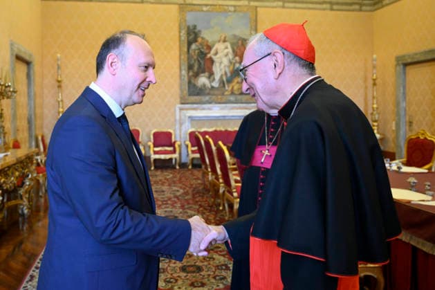 ITALY- REL VATICAN -POPE LEO XVI DURING A PRIVATE AUDIENCE WITH HIS EXCELLENCY MR.AFRIM GASHI,SPEAKER OF THE PARLIAMENT OF THE REPUBLIC OF NORTH MACEDONIA May 22, 2026 ITALY REL - Vatican May 22, 2026: Pope Leo XIV receives His Excellency Mr. Afrim Gashi, Speaker of the Parliament of the Republic of North Macedonia, in audience EDITORIAL USE ONLY - NO BOOKS Copyright: xVATICANxMEDIAx xCatholicxPressxPhotox