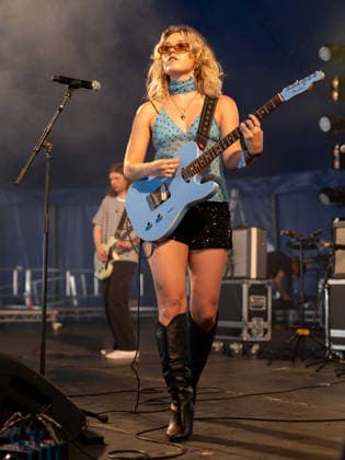 Better Joy at Bearded Theory Festival at Catton Hall in Walton upon Trent, UK on 22 May 2026 Bria Keely at Better Joy at Bearded Theory Festival at Catton Hall in Walton upon Trent, UK on 22 May 2026, Credit:Stephen Keable Avalon UK, Derbyshire, Walton upon Trent, Catton Hall  Copyright: xStephenxKeablex xAvalonx 1104125082