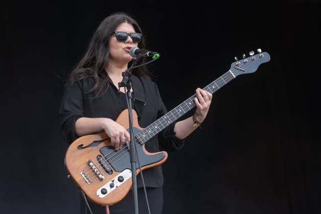 The Magic Numbers at Bearded Theory Festival at Catton Hall in Walton upon Trent, UK on 22 May 2026 Michele Stodart at The Magic Numbers at Bearded Theory Festival at Catton Hall in Walton upon Trent, UK on 22 May 2026, Credit:Stephen Keable Avalon UK, Derbyshire, Walton upon Trent, Catton Hall  Copyright: xStephenxKeablex xAvalonx 1104133998