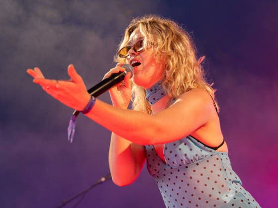 Better Joy at Bearded Theory Festival at Catton Hall in Walton upon Trent, UK on 22 May 2026 Bria Keely at Better Joy at Bearded Theory Festival at Catton Hall in Walton upon Trent, UK on 22 May 2026, Credit:Stephen Keable Avalon UK, Derbyshire, Walton upon Trent, Catton Hall  Copyright: xStephenxKeablex xAvalonx 1104124208
