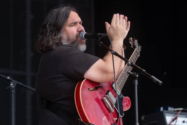 The Magic Numbers at Bearded Theory Festival at Catton Hall in Walton upon Trent, UK on 22 May 2026 Romeo Stodart at The Magic Numbers at Bearded Theory Festival at Catton Hall in Walton upon Trent, UK on 22 May 2026, Credit:Stephen Keable Avalon UK, Derbyshire, Walton upon Trent, Catton Hall  Copyright: xStephenxKeablex xAvalonx 1104134184