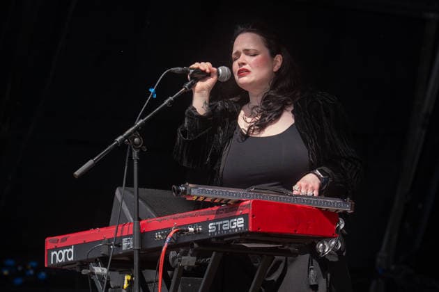 The Magic Numbers at Bearded Theory Festival at Catton Hall in Walton upon Trent, UK on 22 May 2026 Angela Gannon at The Magic Numbers at Bearded Theory Festival at Catton Hall in Walton upon Trent, UK on 22 May 2026, Credit:Stephen Keable Avalon UK, Derbyshire, Walton upon Trent, Catton Hall  Copyright: xStephenxKeablex xAvalonx 1104134241