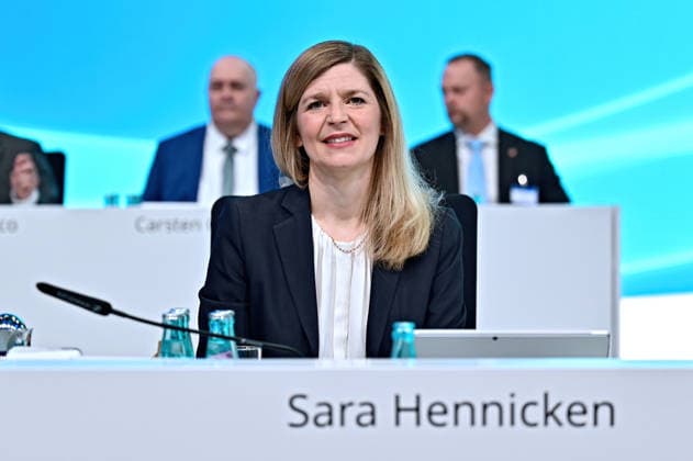 Hauptversammlung Fresenius SE & Co. KGaA. Sara Hennicken ( Finanzvorstand Fresenius SE & Co. KGaA ) anläßlich der Hauptversammlung der Fresenius SE & Co. KGaA am 22.05.2026 im Congress Center Messe Frankfurt.. 20260522MWI123496 *** Annual General Meeting Fresenius SE Co KGaA Sara Hennicken Chief Financial Officer Fresenius SE Co KGaA on the occasion of the Annual General Meeting of Fresenius SE Co KGaA on 22 05 2026 at the Congress Center Messe Frankfurt 20260522MWI123496