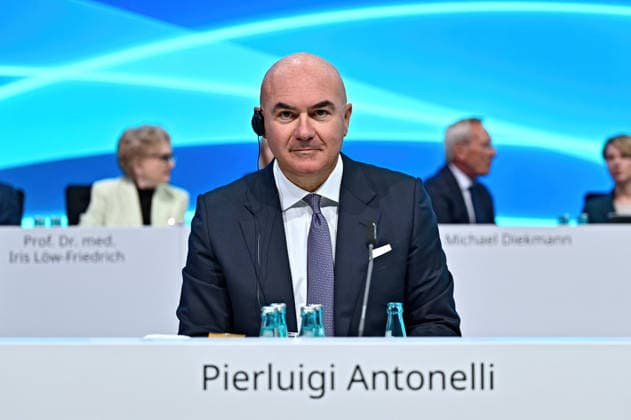Hauptversammlung Fresenius SE & Co. KGaA. Pierluigi Antonelli ( Vorstand Fresenius SE ) anläßlich der Hauptversammlung der Fresenius SE & Co. KGaA am 22.05.2026 im Congress Center Messe Frankfurt.. 20260522MWI123505 *** Annual General Meeting Fresenius SE Co KGaA Pierluigi Antonelli Management Board Fresenius SE on the occasion of the Annual General Meeting of Fresenius SE Co KGaA on 22 05 2026 at the Congress Center Messe Frankfurt 20260522MWI123505