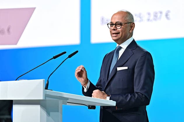 Hauptversammlung Fresenius SE & Co. KGaA. Michael Sen ( Vorstandsvorsitzender Fresenius SE & Co. KGaA ) anläßlich der Hauptversammlung der Fresenius SE & Co. KGaA am 22.05.2026 im Congress Center Messe Frankfurt.. 20260522MWI123674 *** Annual General Meeting Fresenius SE Co KGaA Michael Sen Chairman of the Management Board Fresenius SE Co KGaA on the occasion of the Annual General Meeting of Fresenius SE Co KGaA on 22 05 2026 at the Congress Center Messe Frankfurt 20260522MWI123674