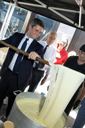Gabriel Attal Announces his candidacy for the presidential elections - Mur-de-Barrez General Secretary of French centrist party Renaissance Gabriel Attal making aligot after his speech during a visit to the village of Mur-de-Barrez in the Aveyron department, southwestern France on May 22, 2026. Former prime minister Gabriel Attal said on May 22, 2026 he was running for president next year. Photo by Raphael Lafargue ABACAPRESS.COM Mur-de-Barrez France  Copyright: xLafarguexRaphael ABACAx