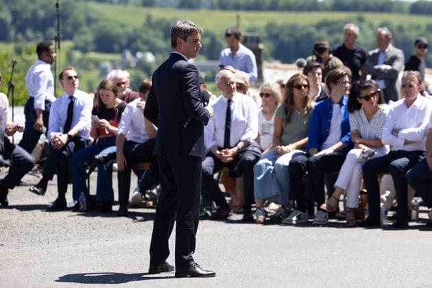 Gabriel Attal Announces his candidacy for the presidential elections - Mur-de-Barrez General Secretary of French centrist party Renaissance Gabriel Attal delivers a speech during a visit to the village of Mur-de-Barrez in the Aveyron department, southwestern France on May 22, 2026. Former prime minister Gabriel Attal said on May 22, 2026 he was running for president next year. Photo by Raphael Lafargue ABACAPRESS.COM Mur-de-Barrez France  Copyright: xLafarguexRaphael ABACAx