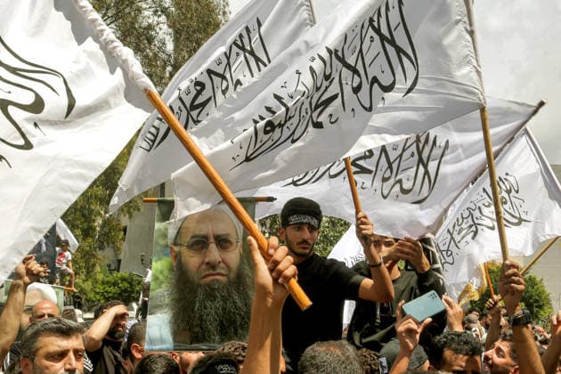 May 22, 2026, Beirut, Beirut, Lebanon: Sunni Muslim supporters of imprisoned detained Islamists and Salafist cleric Sheikh Ahmad al-Assir protest in Beirut demanding the release of al-Assir in a proposed General Amnesty Law. The law was stalled after supporters and families of Islamists have taken the streets to demand releases and sentence reductions, a key point of contention is whether the pardon will cover al-Assir, who was sentenced to death by a military court for 2013 and 2014 clashes with the Lebanese Armed Forces. Beirut Lebanon  - ZUMAn313 20260522_zip_n313_008 Copyright: xMarwanxNaamanix