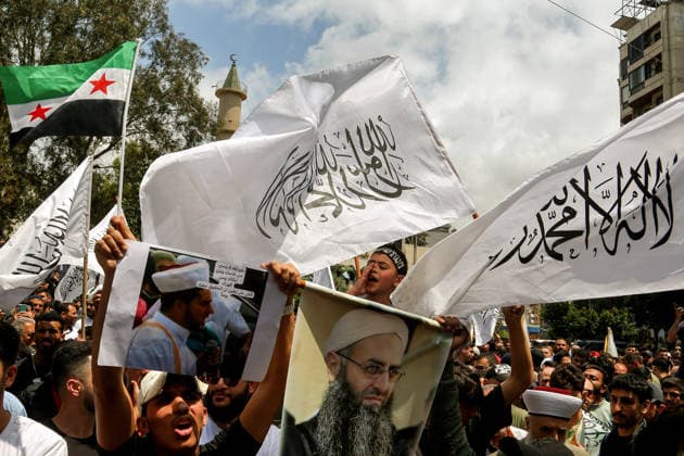 May 22, 2026, Beirut, Beirut, Lebanon: Sunni Muslim supporters of imprisoned detained Islamists and Salafist cleric Sheikh Ahmad al-Assir protest in Beirut demanding the release of al-Assir in a proposed General Amnesty Law. The law was stalled after supporters and families of Islamists have taken the streets to demand releases and sentence reductions, a key point of contention is whether the pardon will cover al-Assir, who was sentenced to death by a military court for 2013 and 2014 clashes with the Lebanese Armed Forces. Beirut Lebanon - ZUMAn313 20260522_zip_n313_001 Copyright: xMarwanxNaamanix