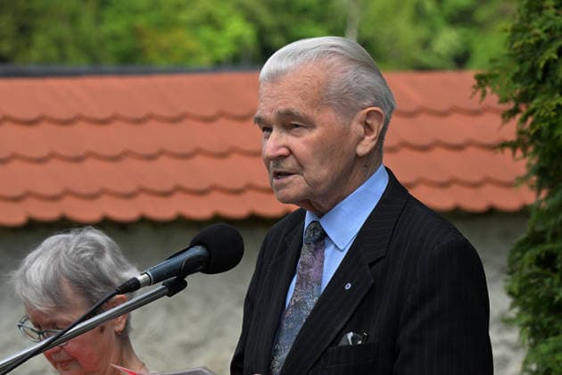 94 years old former political prisoner Leo Zidek speaks during the memorial event Jachymov Hell to honour political prisoners from uranium camps near Jachymov and Horni Slavkov, organised by the association Bearers of the Legacy of Jachymov Hell, Horni Slavkov, Czech Republic, May 22, 2026. (CTKxPhoto SlavomirxKubes) CTKPhotoP2026052205500  CTKPhotoP2026052205500