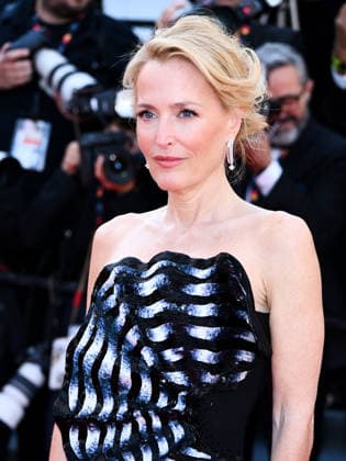 IPA84972209 - Cannes, 79th Cannes Film Festival 2026 - evening 11. Red Carpet HISTOIRES DE LA NUIT (THE BIRTHDAY PARTY). Pictured: Gillian Anderson  Copyright: xTerenghi Ipa-Agency.netx xPoolxPhotoxEventsx07x 84972209