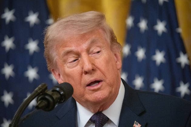 May 22, 2026, Washington, Dc, United States: President DONALD TRUMP hosted the swearing in ceremony of new Federal Reserve Chairman Kevin Warsh in the East Room of the White House on May 22, 2026. Washington United States  - ZUMAl312 20260522_znp_l312_003 Copyright: xAndrewxLeydenx