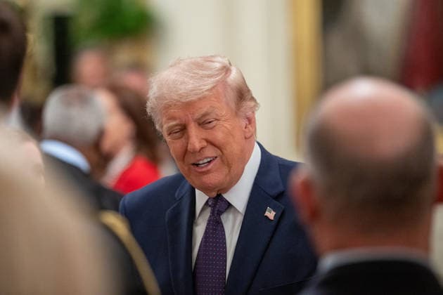 May 22, 2026, Washington, Dc, United States: President DONALD TRUMP hosted the swearing in ceremony of new Federal Reserve Chairman Kevin Warsh in the East Room of the White House on May 22, 2026. Washington United States  - ZUMAl312 20260522_znp_l312_016 Copyright: xAndrewxLeydenx