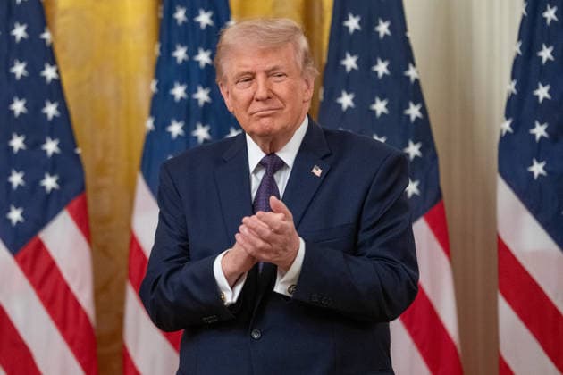 May 22, 2026, Washington, Dc, United States: President DONALD TRUMP hosted the swearing in ceremony of new Federal Reserve Chairman Kevin Warsh in the East Room of the White House on May 22, 2026. Washington United States  - ZUMAl312 20260522_znp_l312_013 Copyright: xAndrewxLeydenx