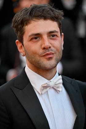 Cannes Screening Histoires De La Nuit JR Xavier Dolan attending the screening of the movie Histoires De La Nuit during the 79th Cannes Film Festival in Cannes, France on May 22, 2026. Photo by Julien Reynaud APS-Medias ABACAPRESS.COM Cannes France  Copyright: xReynaudxJulien APS-Medias ABACAx