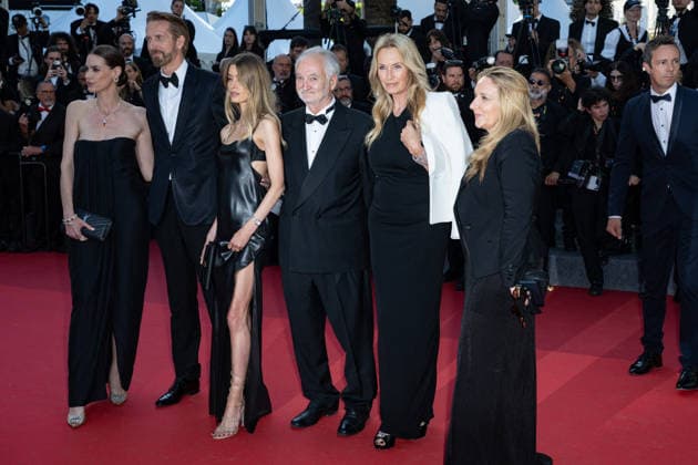 Cannes Histoires De La Nuit screening NG Estelle Lefebure, Jacques Attali, Rosalie Miller Mann, Sam Bobino and Candice Duthe attending the ‘Histoires De La Nuit (The Birthday Party)’ Screening and Red Carpet at Palais Des Festivals in Cannes, France on May 22 2026 as part of the 79th Cannes Film Festival. Photo by Nicolas Genin ABACAPRESS.COM Cannes France  Copyright: xGeninxNicolas ABACAx