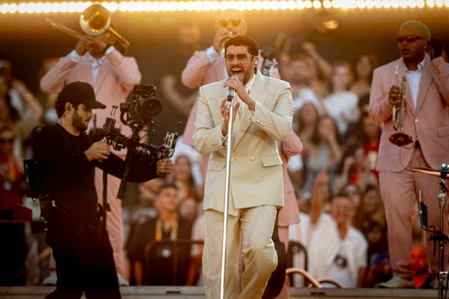 Bad Bunny begins his European tour in Barcelona Singer Bad Bunny during his concert at the Estadi Olímpic Lluís Companys, on May 22, 2026, in Barcelona, Catalonia Spain Bad Bunny performs in Barcelona with two back-to-back concerts as part of his DeBÍ TiRAR MáS FOToS World Tour 22 MAY 2026 CONCERT MUSIC SINGER TOUR Lorena Sopê Barcelona Catalunya Catalunya Catalunya Espana  Copyright: xLorenaxSopÃªnax 7543145