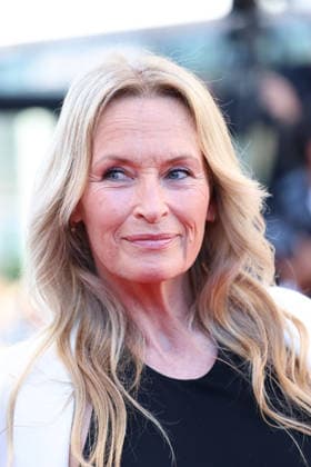 Histoires De La Nuit (The Birthday Party) screening during the 79th Cannes Film Festival Estelle LefÃ bure - Histoires De La Nuit (The Birthday Party) screening during the 79th Cannes Film Festival in Cannes, France on May 22, 2026  Copyright: x Chassery+Courdjix