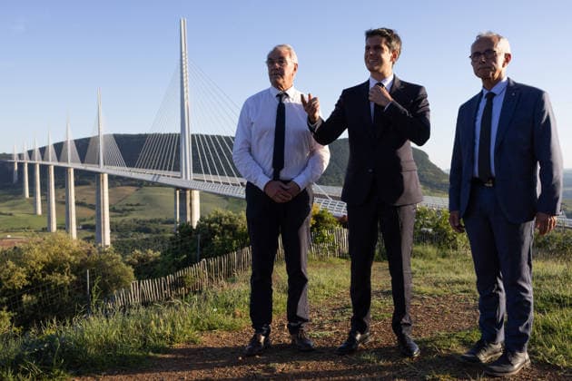 Gabriel Attal visits the Millau viaduct - Millau General Secretary of French centrist party Renaissance Gabriel Attal, Jean-François Rousset a politician of Renaissance who has represented the 3rd constituency of the Aveyron department, and mayor of Millau Christophe Saint-Pierre, visits the Millau viaduct on May 22, 2026. France s former prime minister Gabriel Attal said on May 22, 2026 he was running for president next year. Photo by Raphael Lafargue ABACAPRESS.COM Millau France  Copyright: xLafarguexRaphael ABACAx