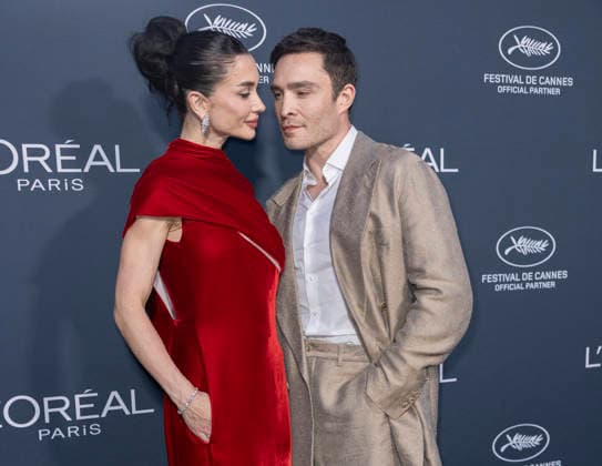 Cannes Lights On Women s Worth Photocall MP CANNES, FRANCE - MAY 22: Amy Jackson Westwick, Ed Westwick attends Lights On Women s Worth during the 79th Cannes Film Festival on May 22, 2026 in Cannes, France. Photo by Marco Piovanotto Abacapress.com Cannes France  Copyright: xPiovanottoxMarco ABACAx