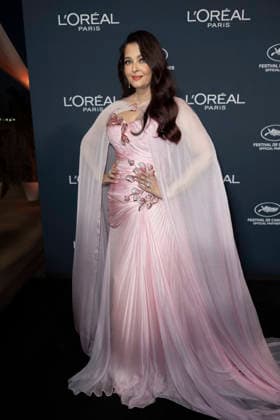 Cannes Lights On Women s Worth Photocall MP CANNES, FRANCE - MAY 22: Aishwarya Rai Bachchan attends Lights On Women s Worth during the 79th Cannes Film Festival on May 22, 2026 in Cannes, France. Photo by Marco Piovanotto Abacapress.com Cannes France  Copyright: xPiovanottoxMarco ABACAx