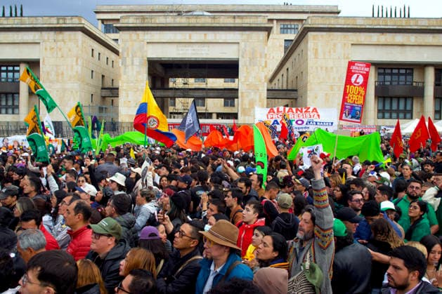 May 22, 2026, Bogota, Cundinamarca, COLOMBIA: Energized supporters fill the Plaza de Bolivar square in BogotoÂ¡ in front of the Palace of Justice, for the final campaign rally of leftist candidate IVAN CEPEDA ahead of the first round of presidential elections May 31st. The closing event drew thousands of voters, reflecting the intense civic mobilization and political momentum gripping the country in the final days before the vote. Bogota COLOMBIA - ZUMAd225 20260522_znp_d225_014 Copyright: xZoraidaxDiazx