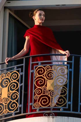 Cannes - Amy Jackson At Martinez Hotel Balcony Amy Jackson is doing a photo shooting at the balcony of Martinez Hotel during the 79th Cannes Film Festival on May 22, 2026 in Cannes, France. Photo by ABACAPRESS.COM Cannes France  Copyright: xABACAx