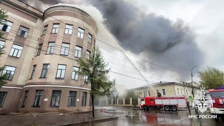 RUSSIA, IRKUTSK - MAY 23, 2026: Firefighters battle a fire at Research Institute of Precious and Rare Metals and Diamonds. Video grab. Best quality available. Russia Emergencies Ministry TASS  92905853