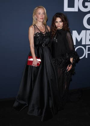 Gillian Anderson et Ariana Greenblatt Photocall for the LOreal Lights on women s worth evening during the 79th Cannes International Film Festival on May 22, 2026 Denis Guignebourg Bestimage Photocall for the LOreal Lights on women s worth evening during the 79th Cannes International Film Festival on May 22, 2026 Cannes France  Copyright: xDenisxGuignebourgx xBestimagexDenisxGuignebourgx xBestimagex