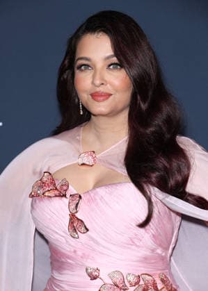 Aishwarya Rai Bachchan Photocall for the LOreal Lights on women s worth evening during the 79th Cannes International Film Festival on May 22, 2026 Denis Guignebourg Bestimage Photocall for the LOreal Lights on women s worth evening during the 79th Cannes International Film Festival on May 22, 2026 Cannes France  Copyright: xDenisxGuignebourgx xBestimagexDenisxGuignebourgx xBestimagex