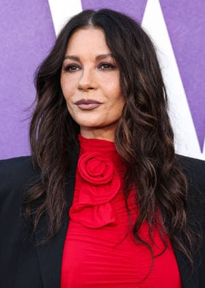 Netflix FYSEE LA - Wednesday Season 2 ATAS Emmy FYC Event HOLLYWOOD, LOS ANGELES, CALIFORNIA, USA - MAY 22: Welsh actress Catherine Zeta-Jones wearing Magda Butrym arrives at the Netflix FYSEE LA - Wednesday Season 2 ATAS (Academy of Television Arts and Sciences) Emmy FYC (For Your Consideration) Event held at the Hollywood Forever Cemetery on May 22, 2026 in Hollywood, Los Angeles, California, United States. Hollywood Hollywood Forever Cemetery California United States Copyright: xXavierxCollin ImagexPressxAgencyx